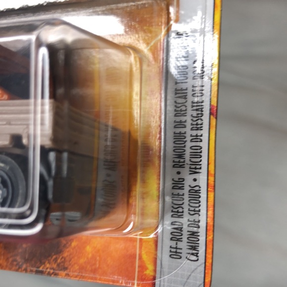 Off-Road Rescue Rig - Picture 9 of 10